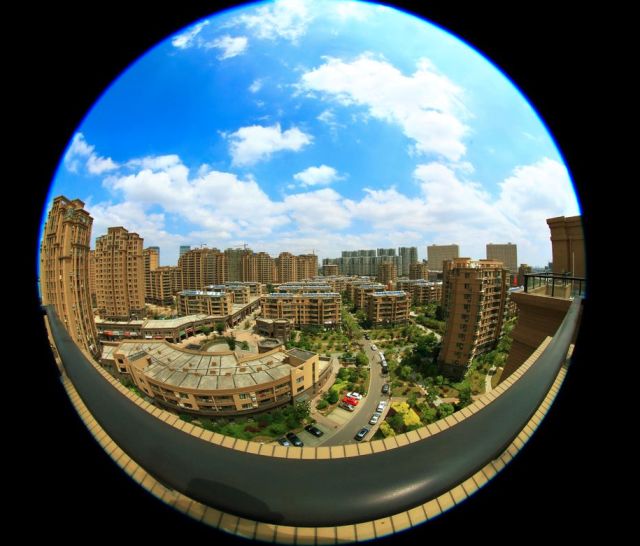 如果是一點(diǎn)透視的話，兩邊視角的物體是絕對看不到的。.jpg