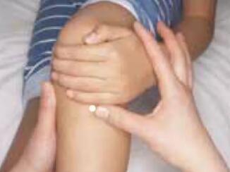 育兒科普：孩子生長痛切忌亂補鈣，推拿加食療可有效緩解